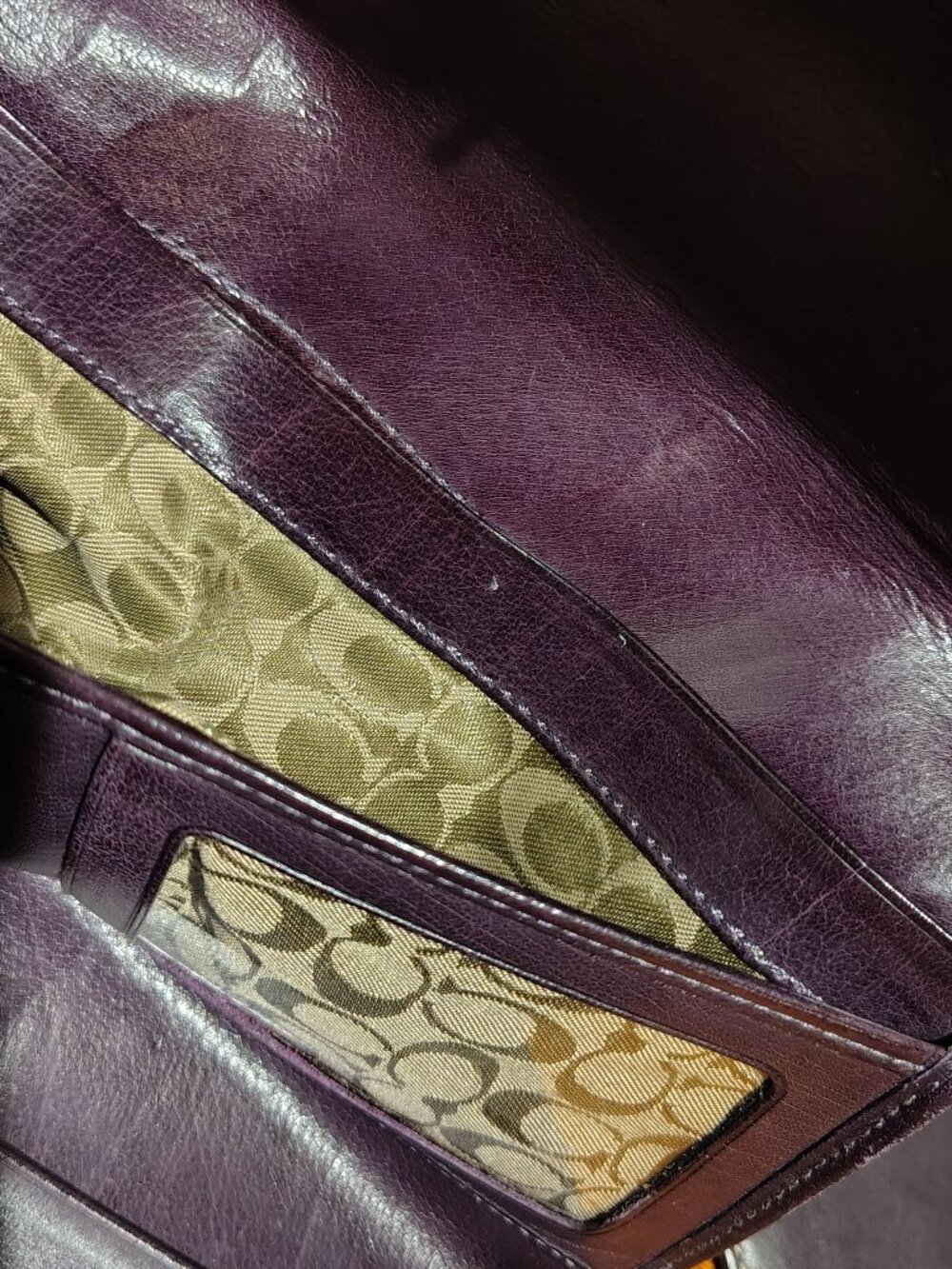 Vintage Coach Hampton Purple Leather Trifold Wallet - Picture 7 of 11